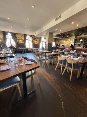 Perry's Restaurant by null