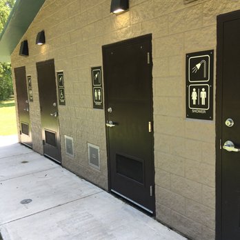Kickerillo-Mischer Preserve - Shower facilities for overnight campers. - Parks Near Me - Houston, Texas