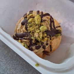 Liliha Bakery - Dubai cream puff