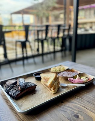 Shoals Smokehouse by null