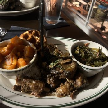 Taste Kitchen Bar - Oxtails, rice, greens, yams, cornbread - Breakfast & Brunch Near Me - Houston, Texas Taste Kitchen Bar - Oxtails, rice, greens, yams, cornbread - Breakfast & Brunch Near Me - Houston, Texas