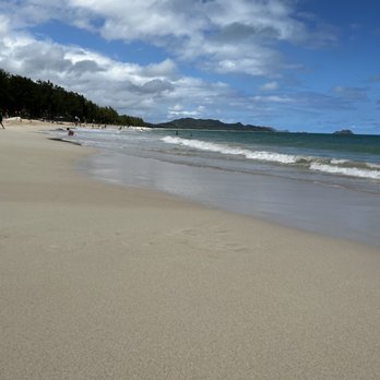 Waimanalo Beach - Beaches Near Me - Waimanalo, Hawaii