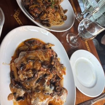 Lucia Ristorante - Pollo Francesco and Mare e Monte - Italian Near Me - Boston, Massachusetts Lucia Ristorante - Pollo Francesco and Mare e Monte - Italian Near Me - Boston, Massachusetts