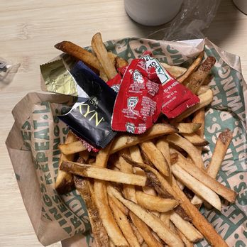 Wingstop - Chicken Wings Near Me - Wildomar, California