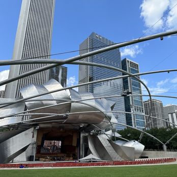 Millennium Park - Jay Pritzker pavilion space looks like a great space to enjoy a concert on the lawn. - Parks Near Me - Chicago, Illinois