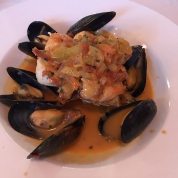 Max's Grill - Max's cioppino - Seafood Near Me - Pacific Grove, California Max's Grill - Max's cioppino - Seafood Near Me - Pacific Grove, California