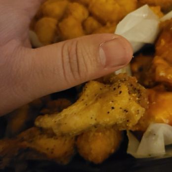 Fire Wings - Howe - Chicken Wings Near Me - Sacramento, California