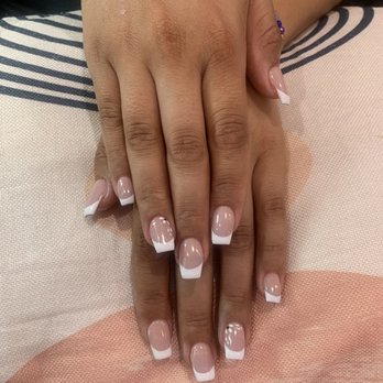 Levon Nail Lounge - Acrylic gel nails - Nail Salons Near Me - Upland, California