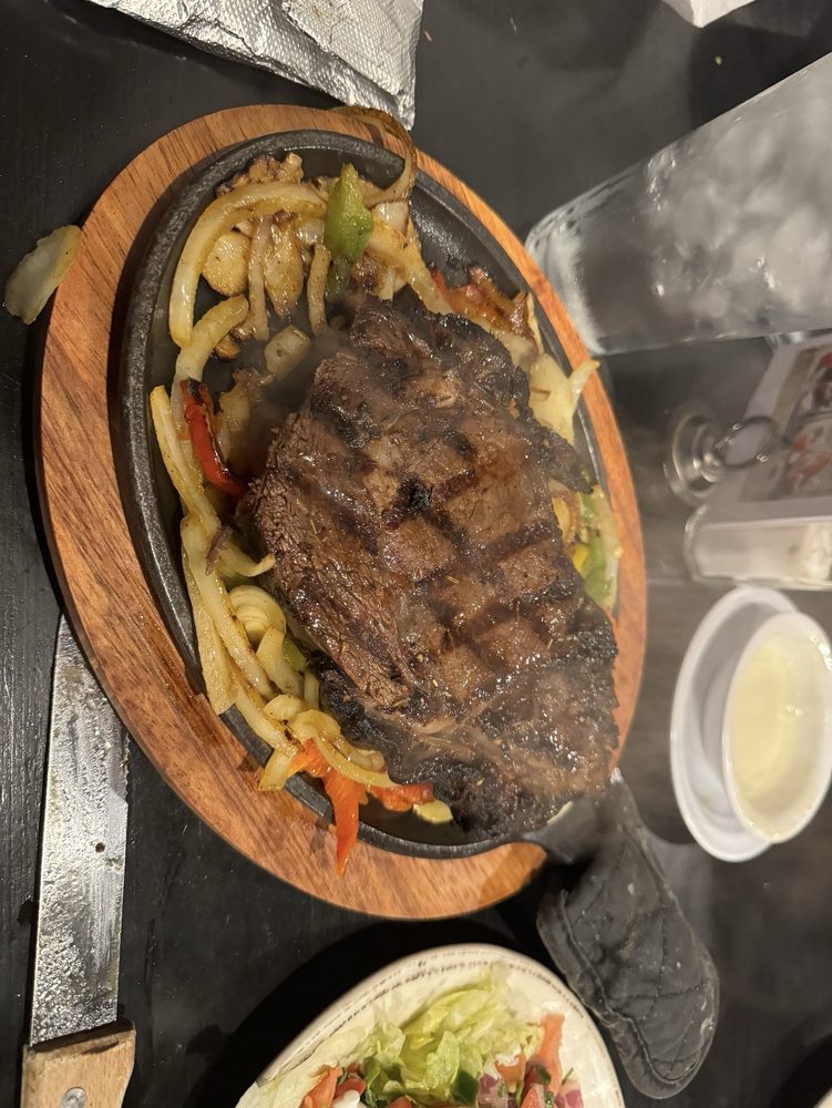 Puerta Grande Mexican Bar & Grill