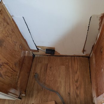 Absolute Exterminating Services - Stove - After Calvin - Pest Control Near Me
