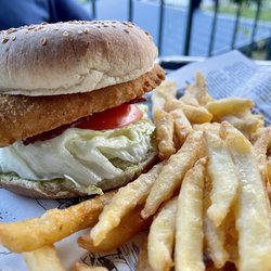 The Gananoque Inn - Chicken sandwich