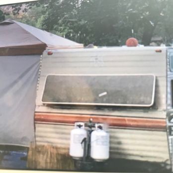 Ashland Creekside Campground - More residents or permanent campers aka Trailer Park - RV Parks Near Me - Ashland, Oregon
