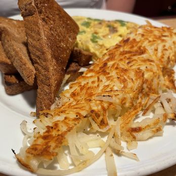 Studio Diner - Wheat toast, custom omelet, and hash browns all very good. - American Near Me - San Diego, California