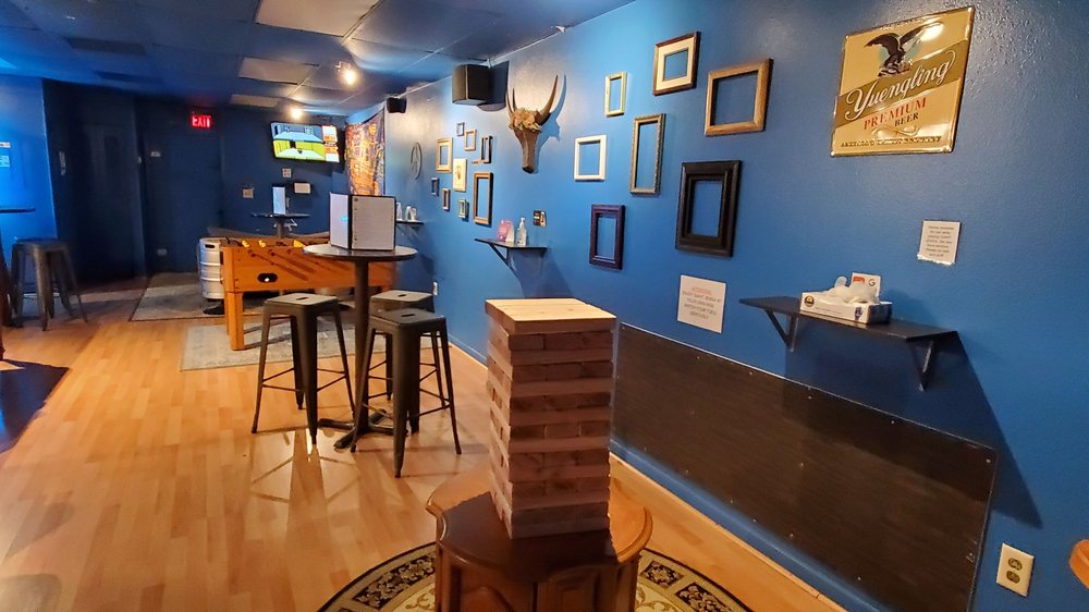 Blue Lizard Beer Lounge Image
