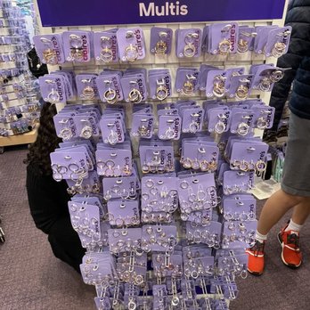 Claire's - 3.5.22 - Accessories Near Me - Columbia, Maryland