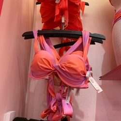 Victoria's Secret & PINK