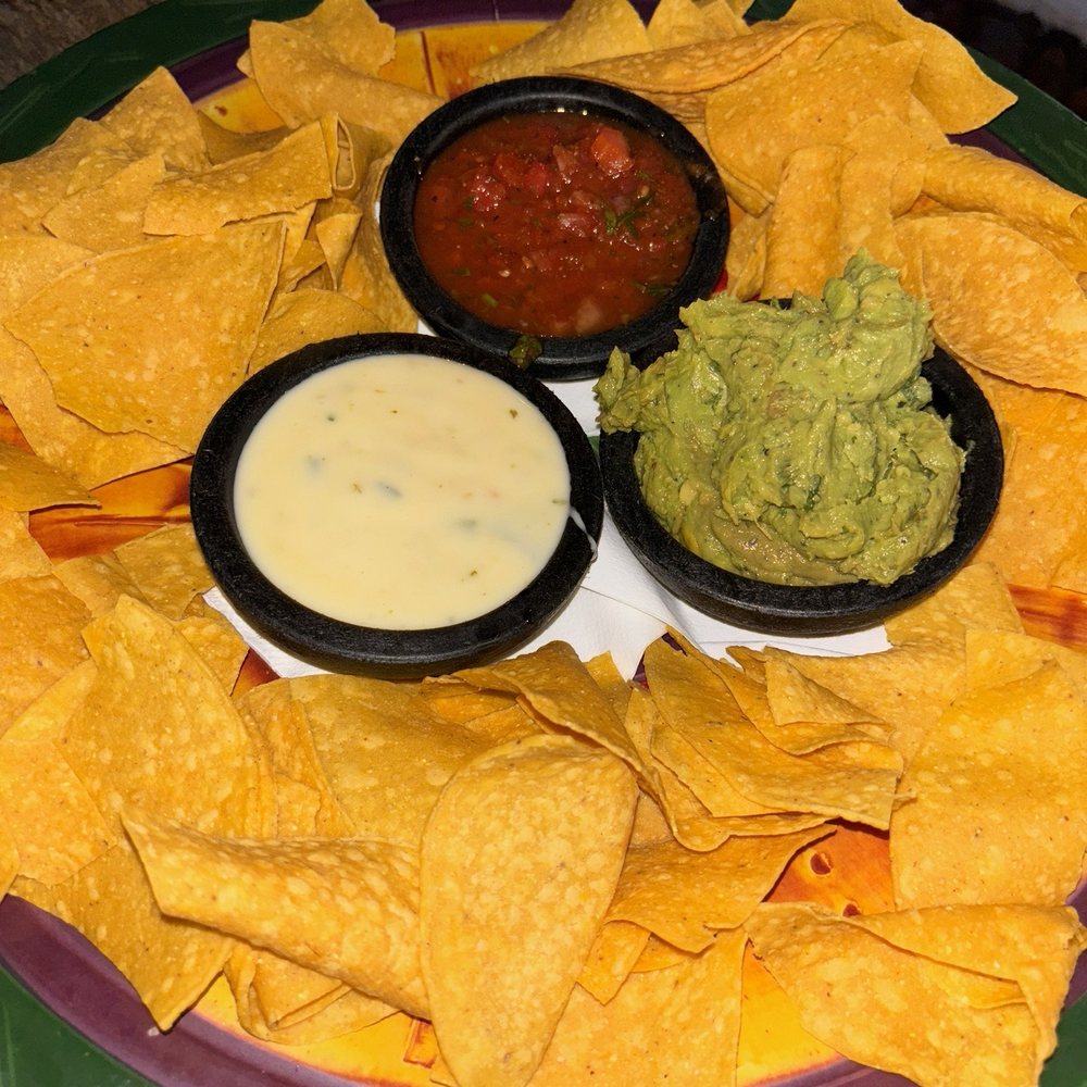 Appetizer Platter; Queso, Salsa, Original Guacamole