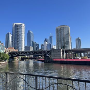Montgomery Ward Park - Parks Near Me - Chicago, Illinois