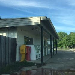 Bennetts Corner Store