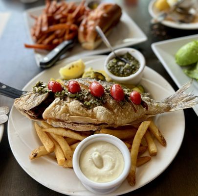 Ada’s Fish House by null