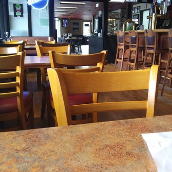 Brava's Pizza & Pasta - The bar - Pizza Near Me - Snohomish, Washington Brava's Pizza & Pasta - The bar - Pizza Near Me - Snohomish, Washington