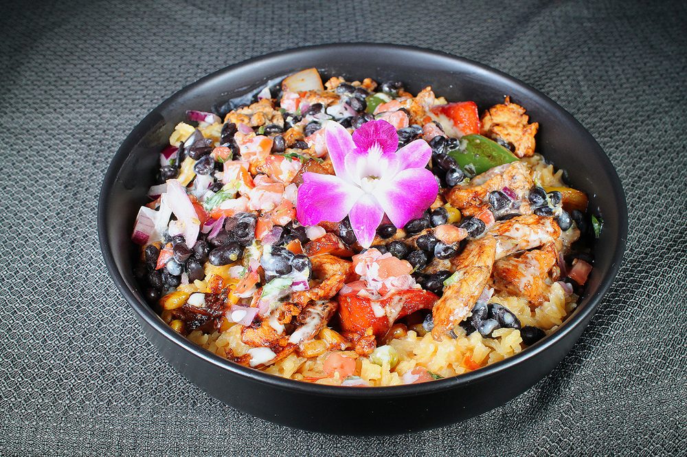 Mas Tequila Cantina And Grill Logo