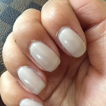 Refresh Nail Care - There shouldn't be any cracks for the gel manicures. Obviously bad paint job. Not to mention they over-picked my cuticles! - Nail Salons Near Me - Pacifica, California