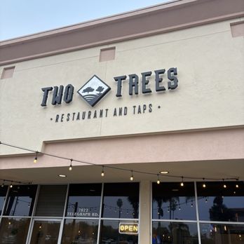 Two Trees Restaurant & Taps - Outside - Breakfast & Brunch Near Me - Ventura, California Two Trees Restaurant & Taps - Outside - Breakfast & Brunch Near Me - Ventura, California