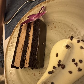House Without A Key - Dessert torte - Seafood Near Me - Honolulu, Hawaii