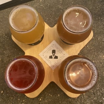 Dissent Craft Brewery - Flight - Breweries Near Me - Saint Petersburg, Florida