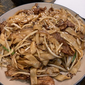 Fun Station - Beef chow fun - Noodles Near Me - Honolulu, Hawaii Fun Station - Beef chow fun - Noodles Near Me - Honolulu, Hawaii