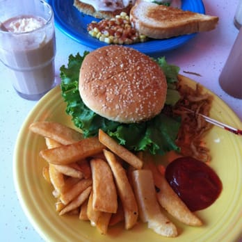 Hi-Way 101 Diner - Yummy burger & chicken fried steak for lunch w/ delicious chocolate shake!! - Diners Near Me - Sequim, Washington