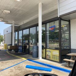 Fordyce Travel Centre - Front entrance