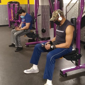 Planet Fitness - GET OFF YOUR PHONES! - Gyms Near Me - Queens, New York Planet Fitness - GET OFF YOUR PHONES! - Gyms Near Me - Queens, New York