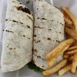 Bellissimo Bar+Restaurant - Chicken Toscana Wrap (1)