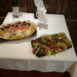La Tagliatella La Jonquera - À l'entrée.. Ils savent comment attirer les clients !