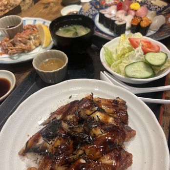 Yuzuki Fish Market - Unagi Don - Seafood Markets Near Me - Toronto, Ontario
