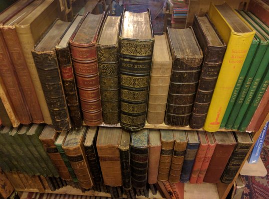 Armchair Books by null