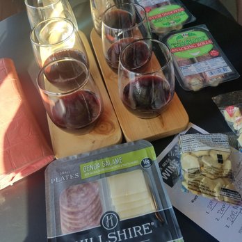 La Mesa Wine Works - Wine Tasting Room Near Me - La Mesa, California La Mesa Wine Works - Wine Tasting Room Near Me - La Mesa, California