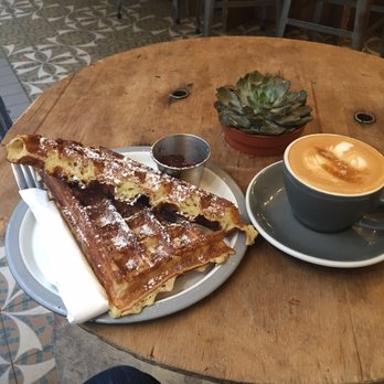Le Peloton Café - Desserts Near Me - Paris, 75