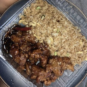 Wei’s Cafe - General Chicken - Chinese Near Me - San Francisco, California