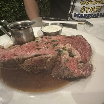 The Cutlery - Kiawe smoke prime rib - Steakhouses Near Me - Honolulu, Hawaii