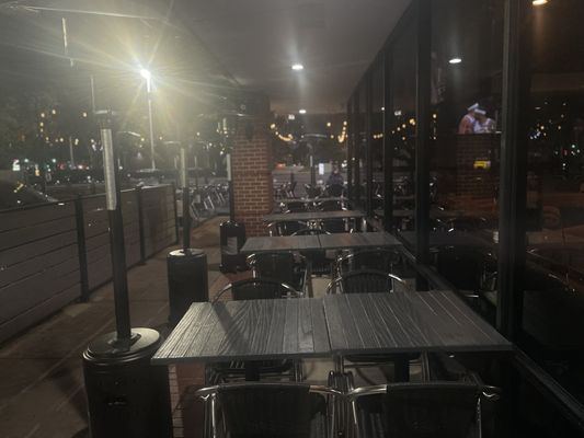 Lush Café by null