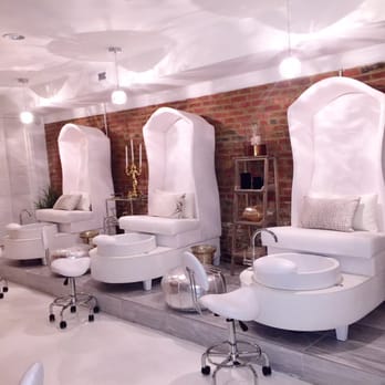 FYUBI Makeup & Brow Studio - Experience non traditional luxury manis & pedis on our custom one of a kind designed chairs. - Makeup Artists Near Me - Washington, DC, District of Columbia