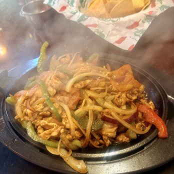 El Paso Mexican Restaurant - 6. Chicken Fajitas - Mexican Near Me - Richmond, Virginia El Paso Mexican Restaurant - 6. Chicken Fajitas - Mexican Near Me - Richmond, Virginia
