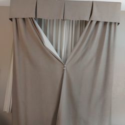 Comfort Inn - Curtains would not close, thank God we had hairpins to hold it closed