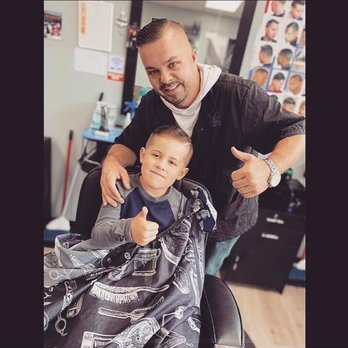Ezee haircuts - Barbers Near Me - Fraser, Michigan