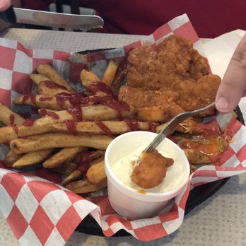 Tom & Betty's Restaurant - Chicken Truck - American Near Me - Orange Park, Florida Tom & Betty's Restaurant - Chicken Truck - American Near Me - Orange Park, Florida