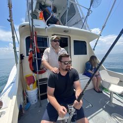 Valiant Lady Sportfishing - Family memories!