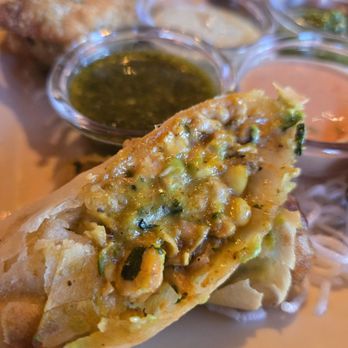 The Cheesecake Factory - Avocado Eggrolls - American Near Me - Oxnard, California The Cheesecake Factory - Avocado Eggrolls - American Near Me - Oxnard, California